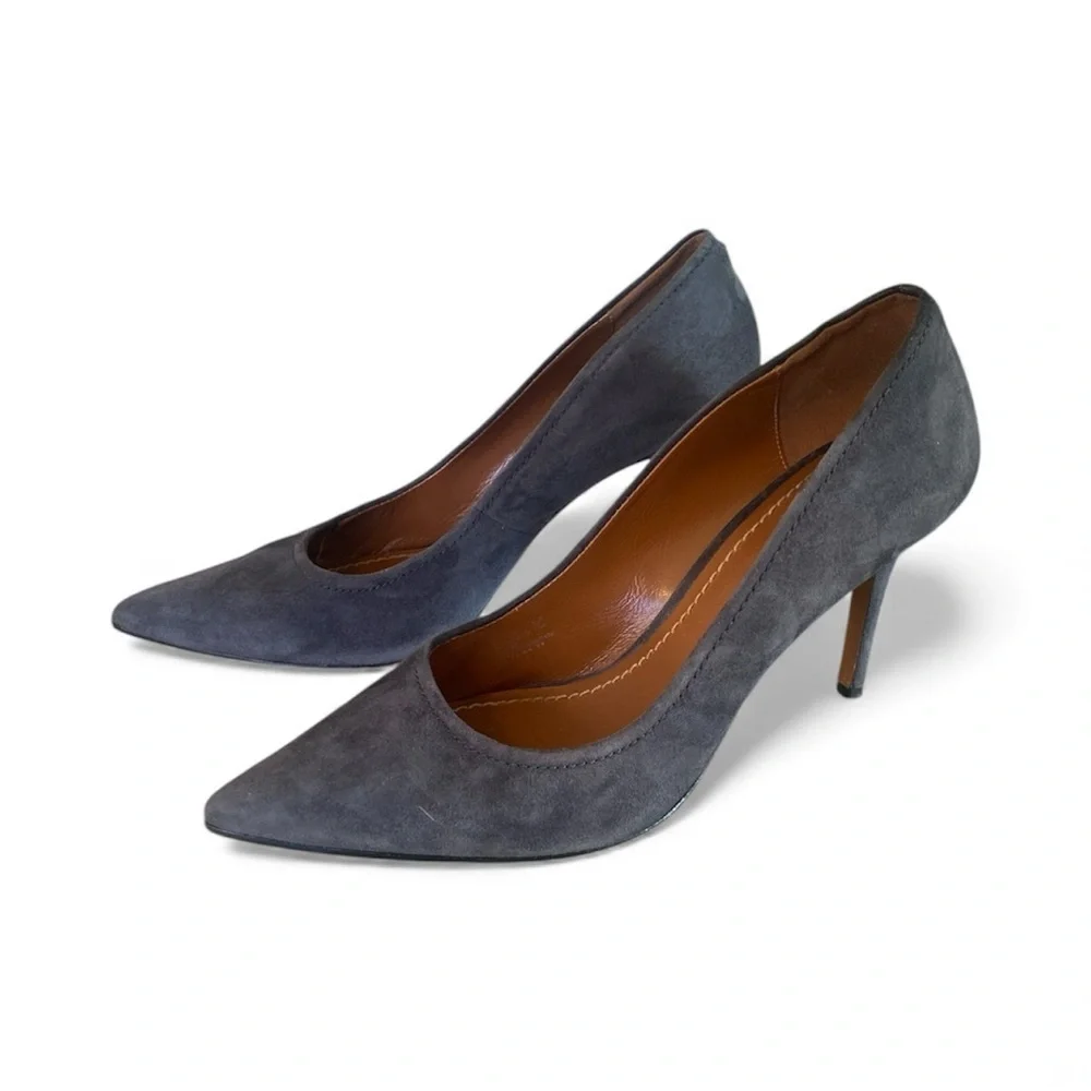 COACH • Gray Suede Pumps • Classic” SZ 9